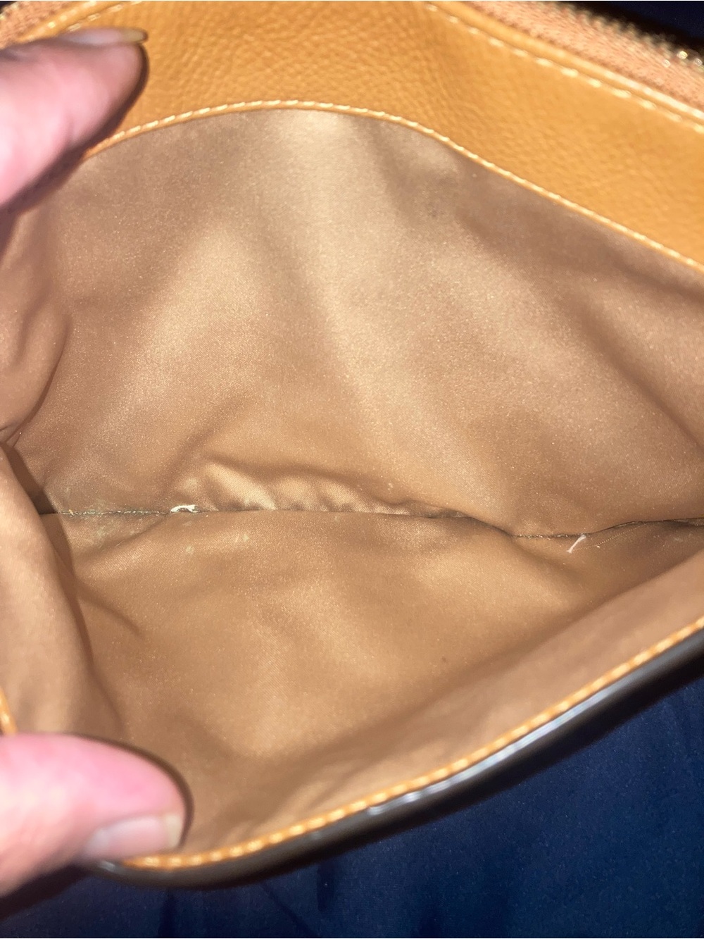 Coach Madison Leather East West Swingpack in Camel - Picture 10 of 12